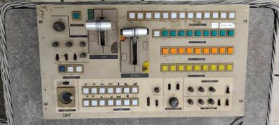 JVC KM-2000 JVC KM-2500 Color Special Effects Generator (untested No Cord)