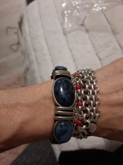 leather and turquoise stone bracelet