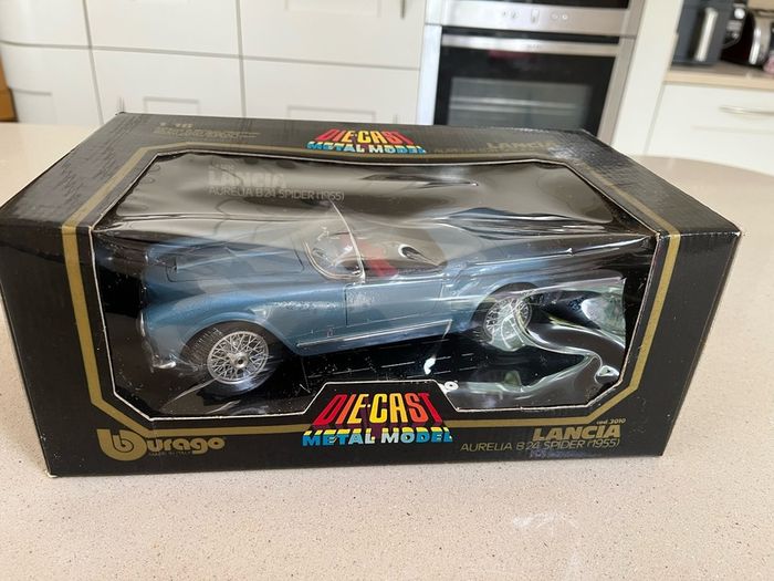 Lancia Aurelia B24 Spider 1/18 Burago Ultra Rare