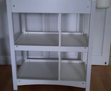 Baby changing table