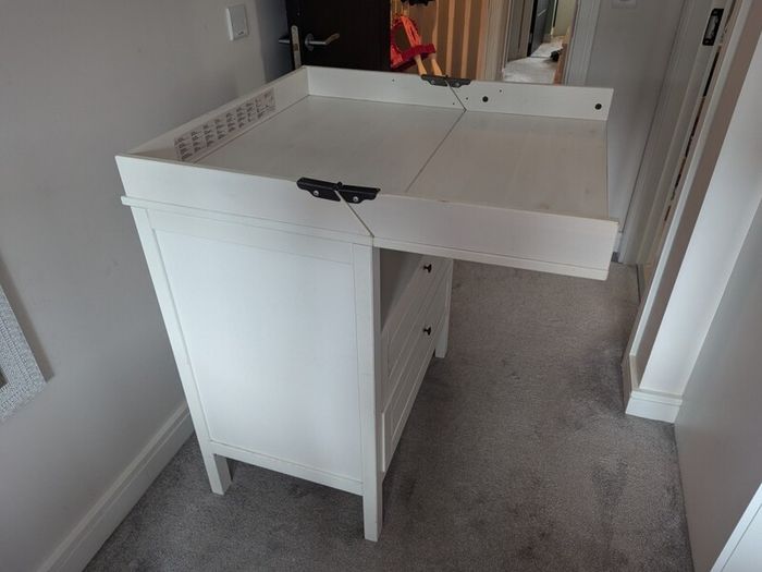 Changer Dresser