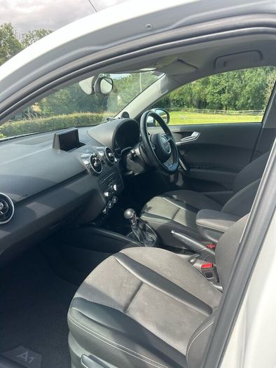 Audi A1 S tronic TFSI 1.4