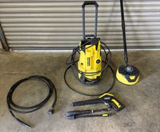 Karcher K4 Full Control and accessories
