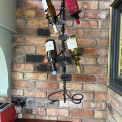 Wine holder