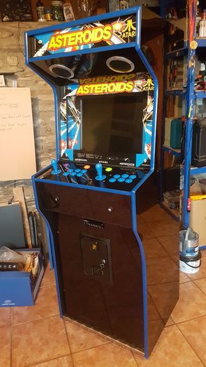Arcade Cabinet Machine