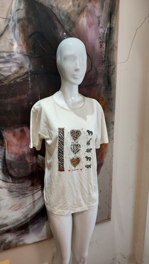 Janique T-shirt