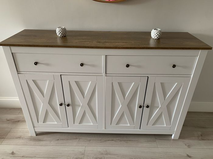 Side board