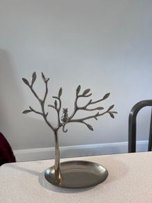 Jewellery holder