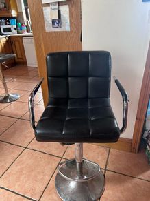 4 Bar Stools Black