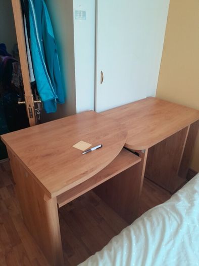 computer desk