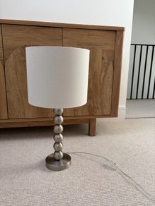 Table lamp