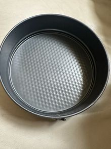 Round Baking Tin 24cm
