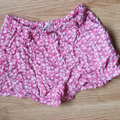 Age 7 - A Cute Pair of Shorts with side pockets - Read Carefully - E