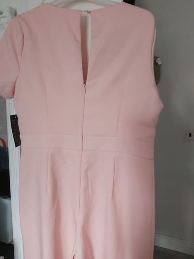 Ladies jumpsuit.....Brand New 12