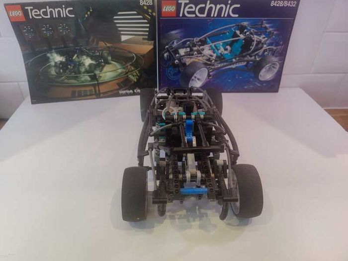 Lego Technics Command Vehicle 8428