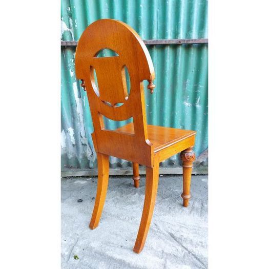 Carved Oak Hall Chair KAS369