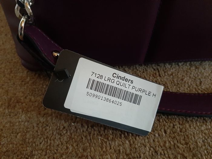 BNWT Cinders Handbag Cost Sixy Nine Euro