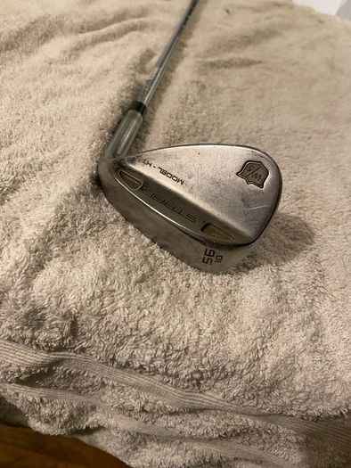 Wilson staff 56 degree wedge
