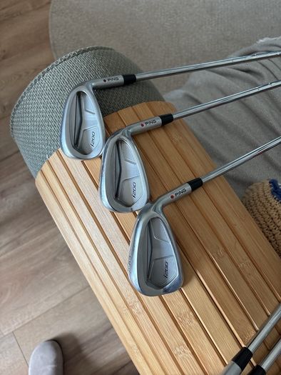 Ping i200 irons red dot