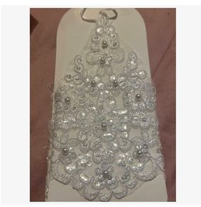 Lovely White Lace Gloves - nice gift