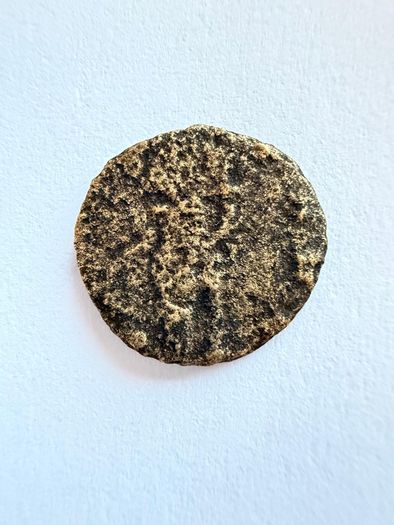 Rare Ancient Roman & Byzantine Bronze Collection - 2 Signet Rings & 2 Coins (4-Piece Lot)