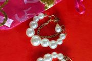 Jewellery pearl style earrings