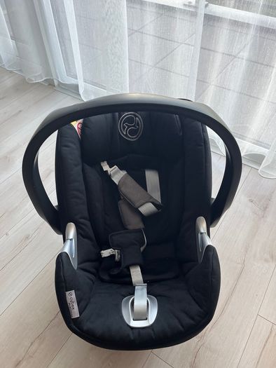 Cybex Aton Q Baby Car Seat + ISOFIX Base - Good Condition