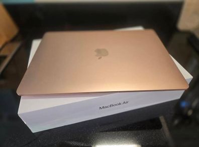 Apple MacBook Air 2020 - Mint 96% Battery Health