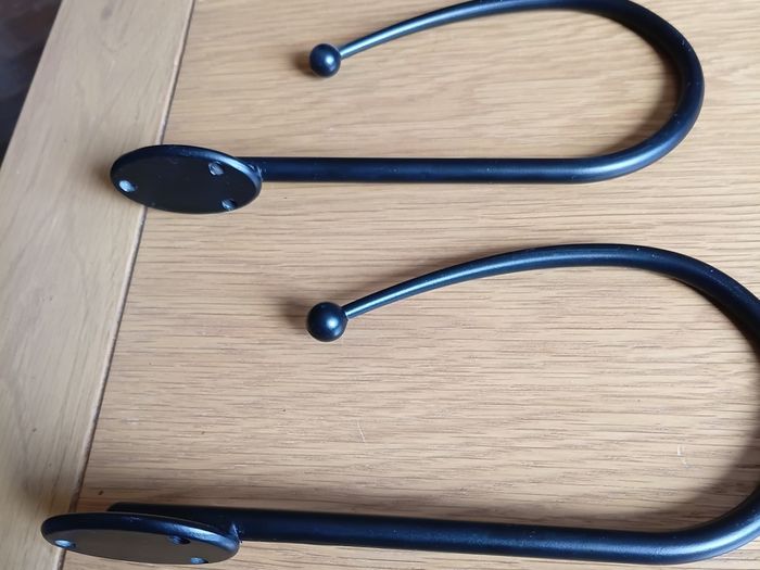 Curtain Hooks/Tie Backs
