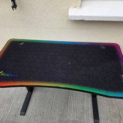 Gaming desk