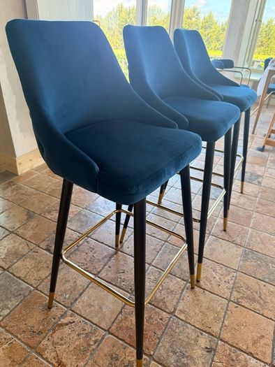 3 Navy Island Stools
