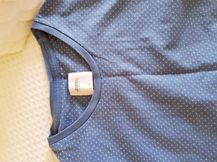Burton Menswear Tshirt - Size S
