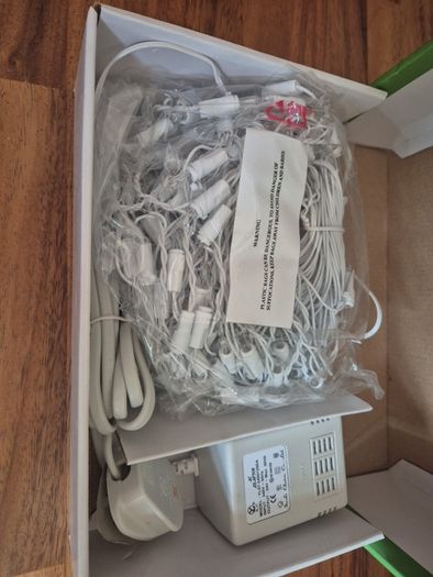 Christmas clear icicle lights 180 bulbs
