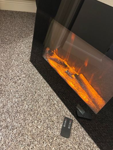 Electric wall fire