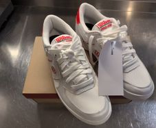 Tennis Shoe NEW.Wilson Pro Staff 87 Shoes Size 9.5