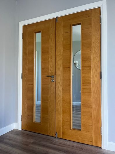 Oak engineered double doors with glass panels