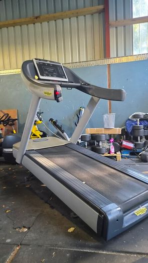 Commercial Top Brand Technogym Treadmills