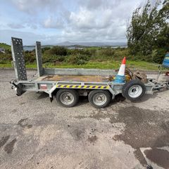 Nugent plant trailer