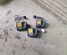 dewalt charger