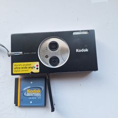 kodak dual lens digital camera + battery