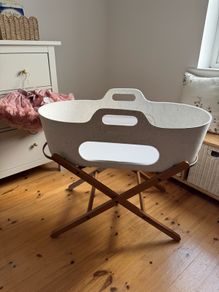SnuzBaskit Moses Basket & Stand