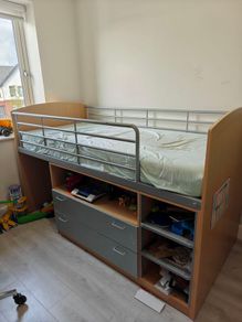 Kids mid slipper bed