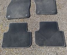 Original VW Tiguan Floor Mats - Carpet