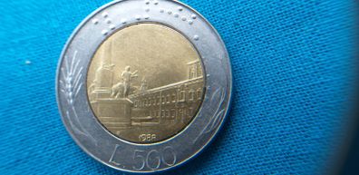 Italy 500 Lire,1988 MINT ERROR Highly Collectible.