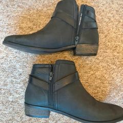 Schuh Black Ankle Boots