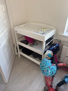 Changing table