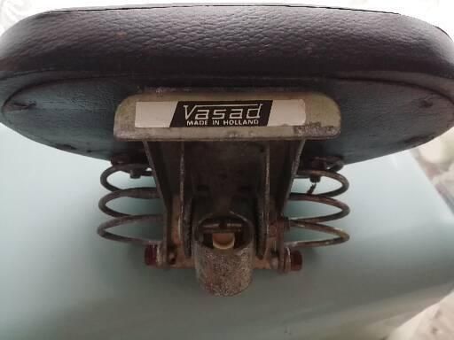 Antique saddle