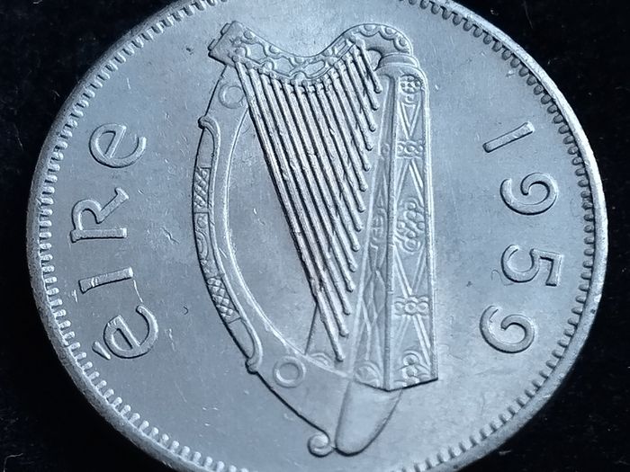 Ireland - 1959 - 6 Pence - Wolfhound - KM.13a - High Grade - [2153]