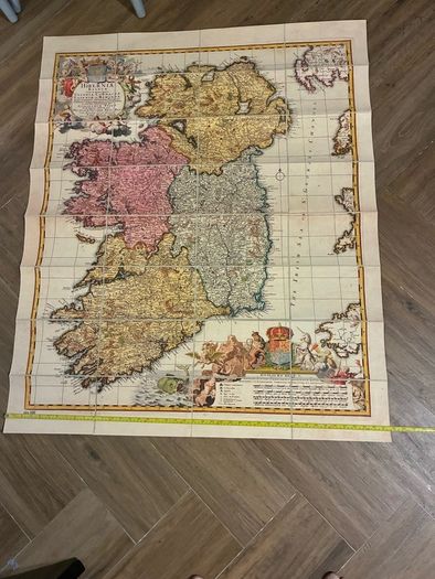 Hiberniae Regnum foldable map of Ireland Nicolaes Visscher II