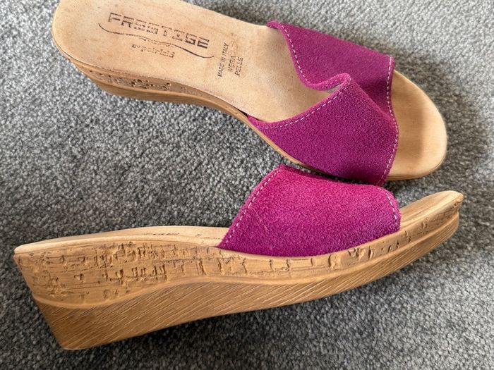 PRESTIGE Cork Wedge Sandals Size 5!
